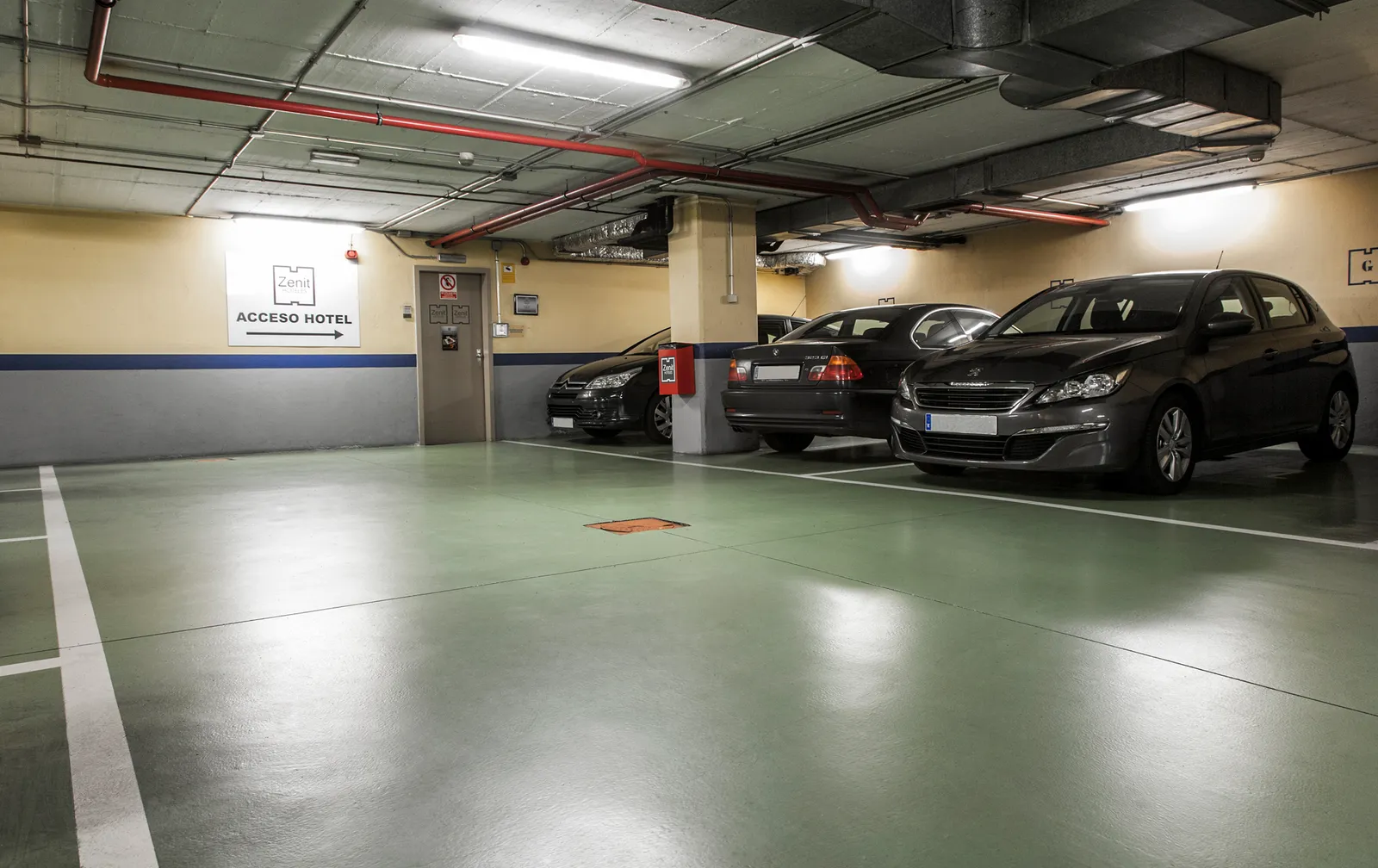 hotel_coruña_Parking_Zenit_Coruña-001