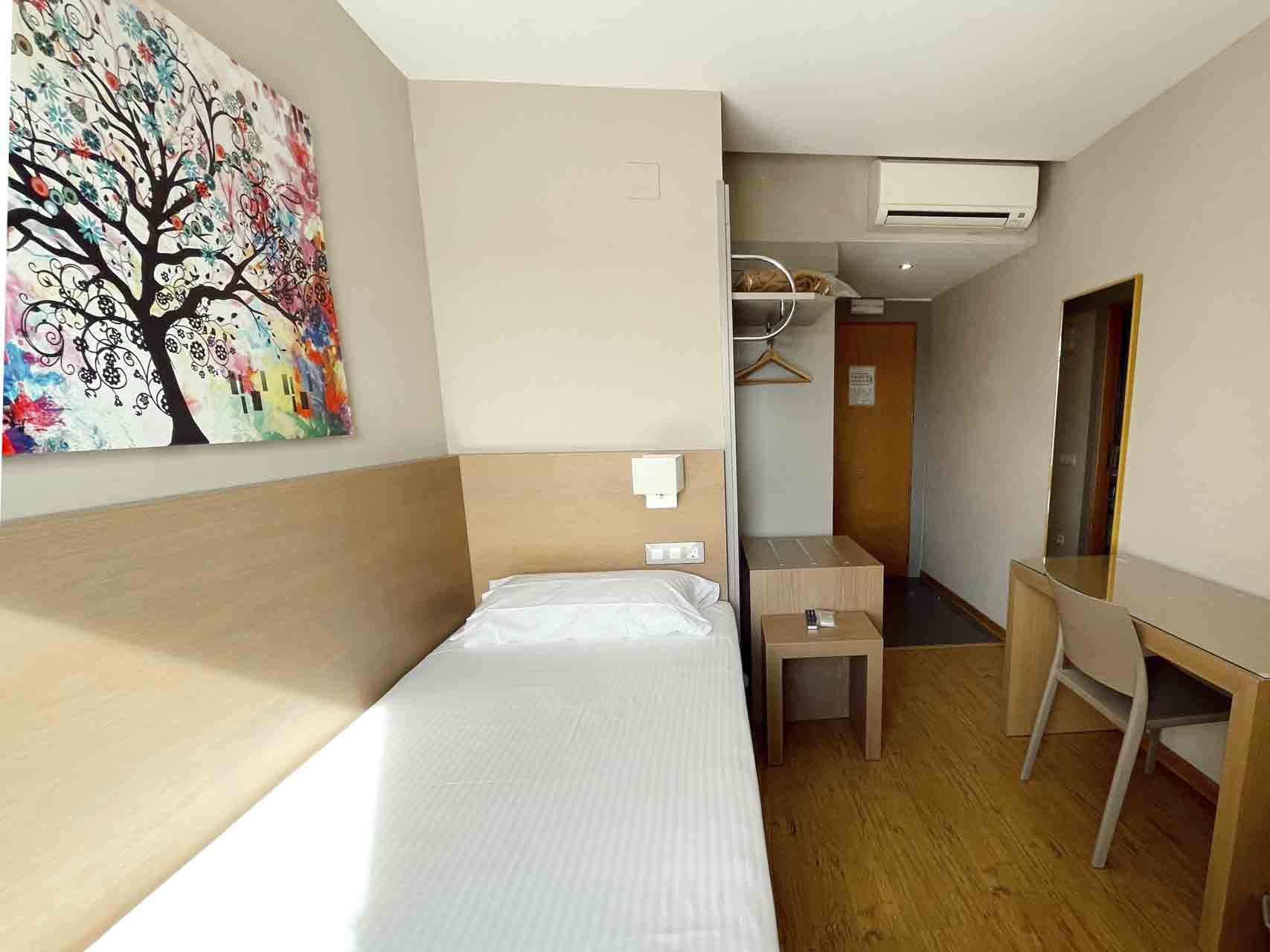 Habitacion individual 2