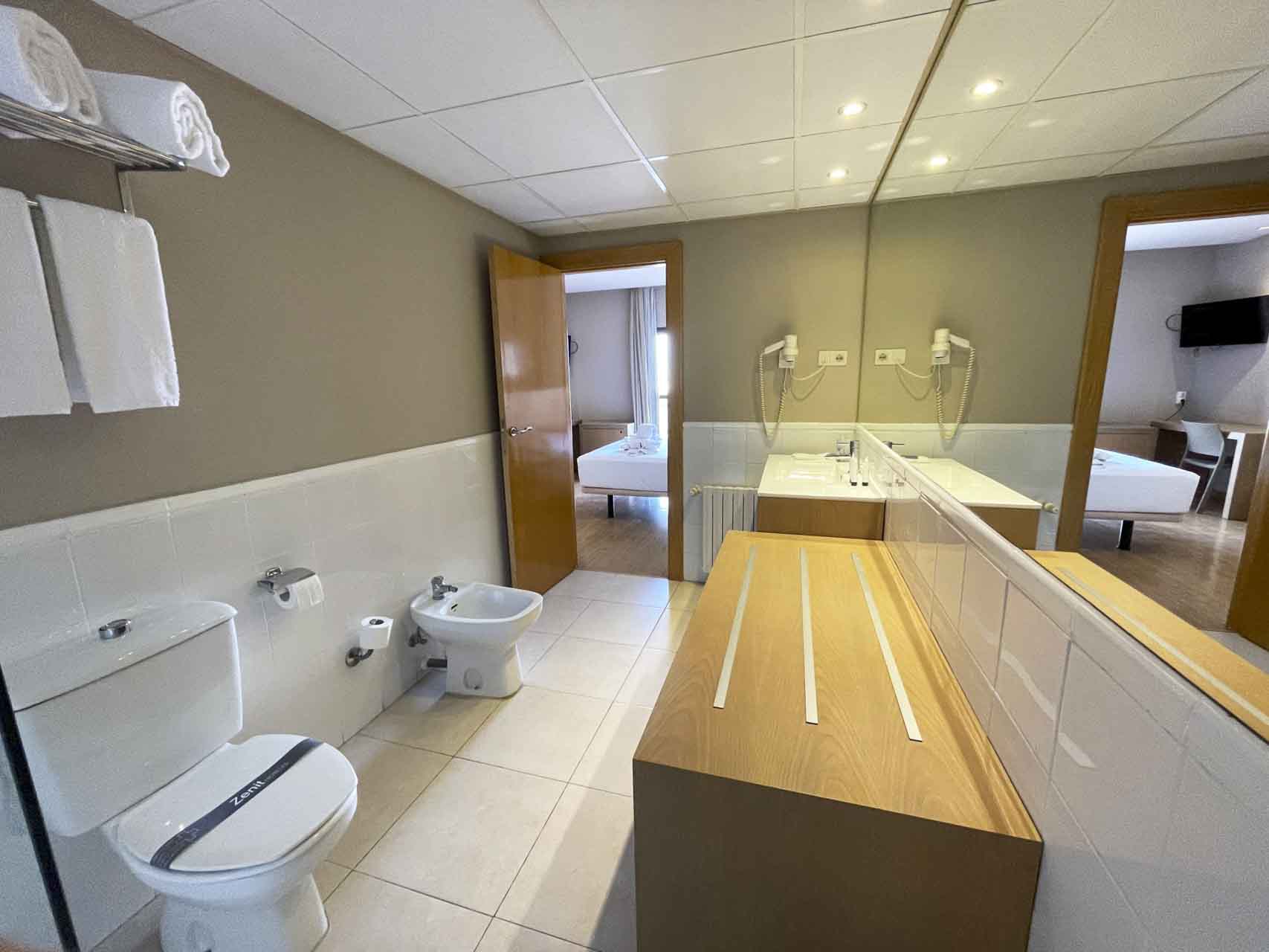 habitacion Baño 1