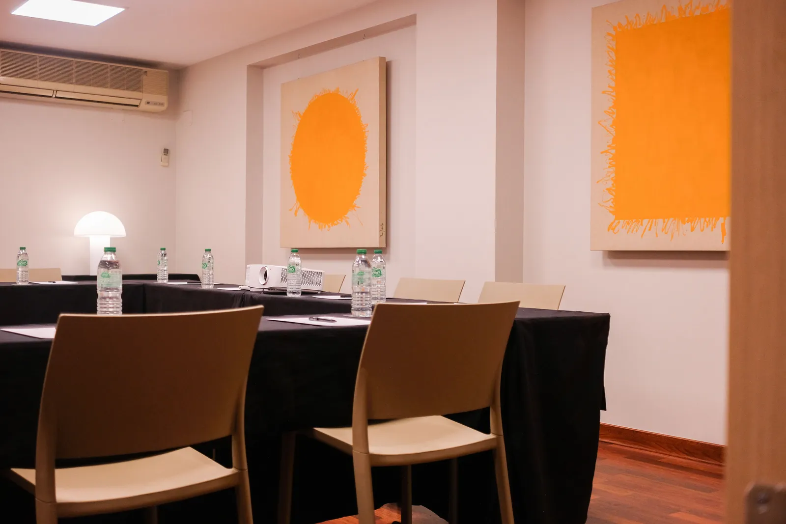 Restaurant image 4