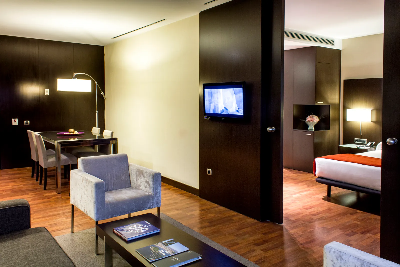 Hab_Junior_suite_Zenit_Pamplona-002