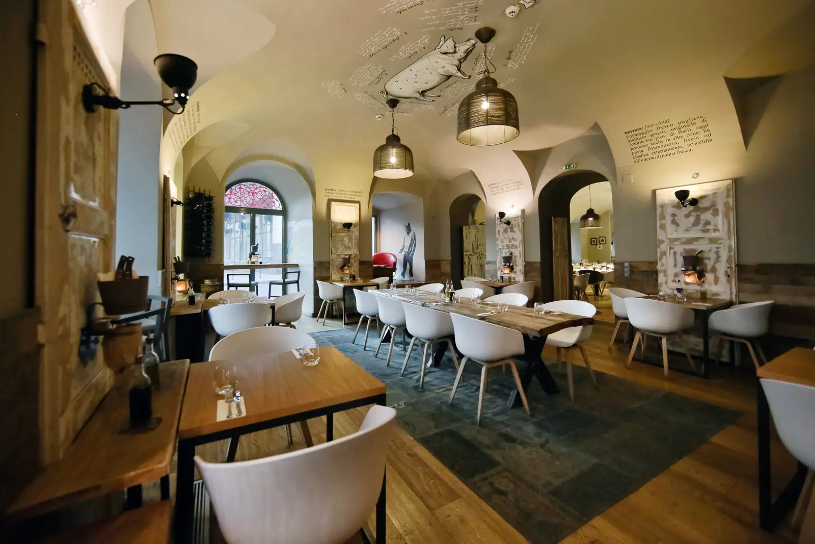 Restaurant image 13