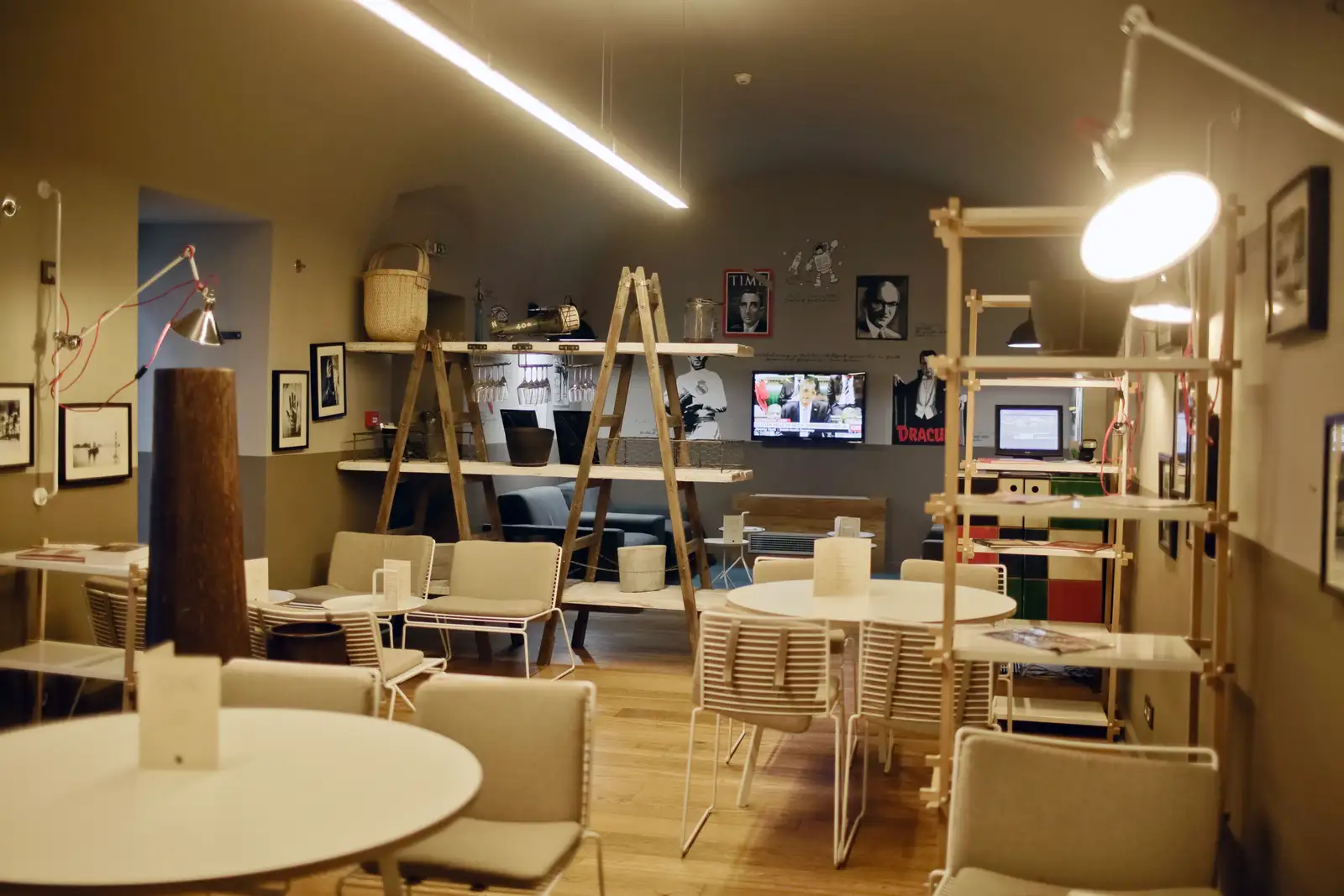 Restaurant image 2