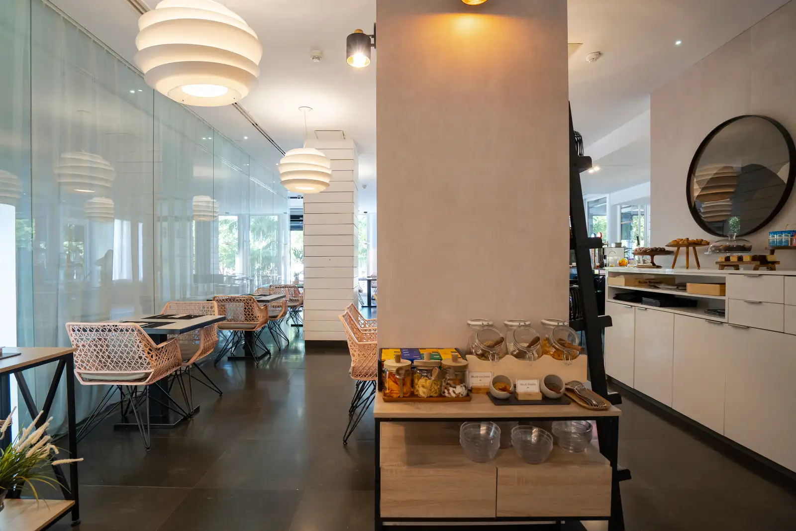 Restaurant image 12
