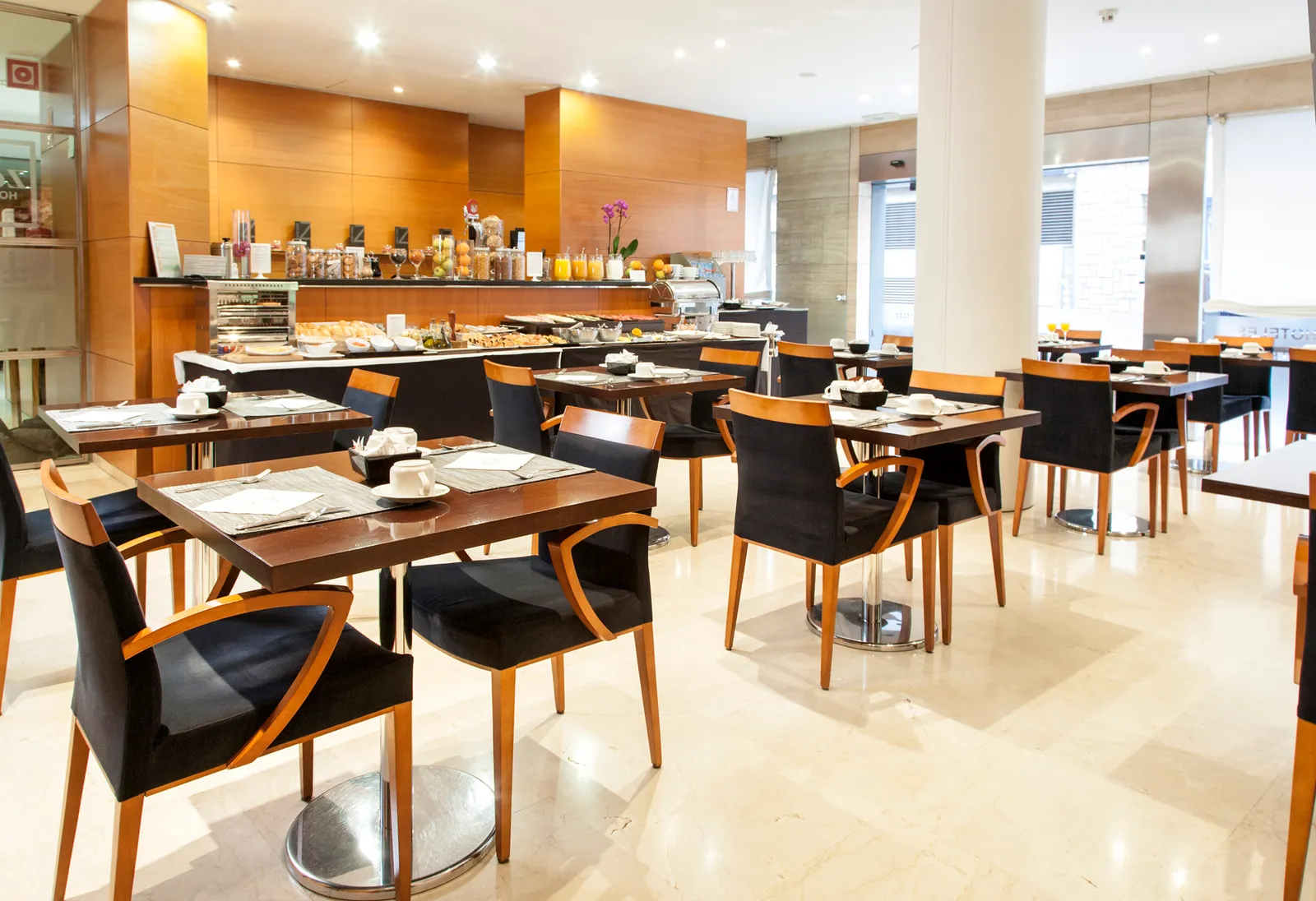Restaurant image 2
