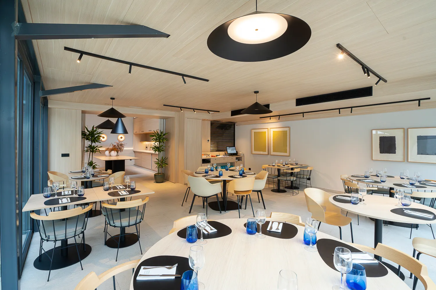 Restaurant image 11