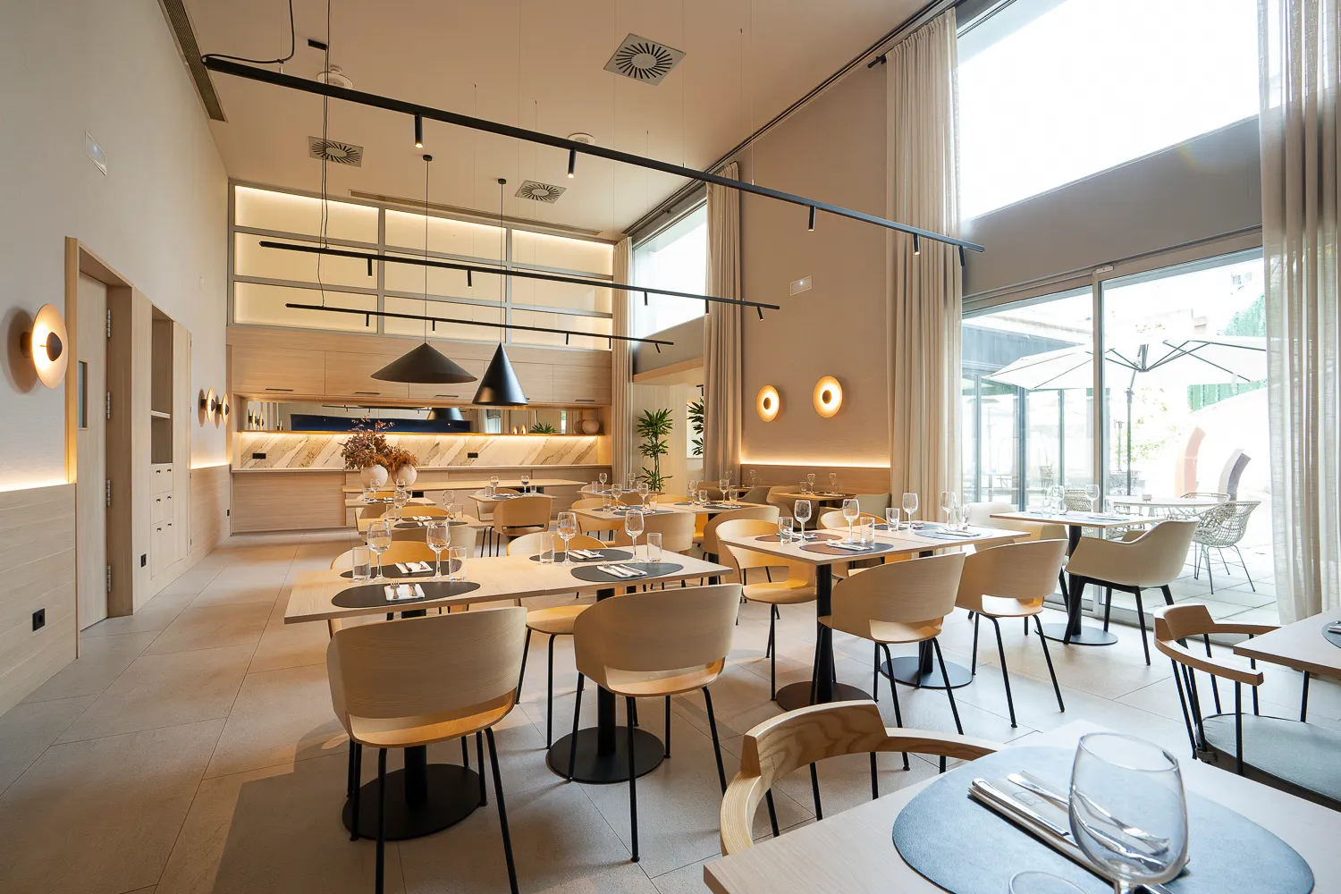 Restaurant image 1