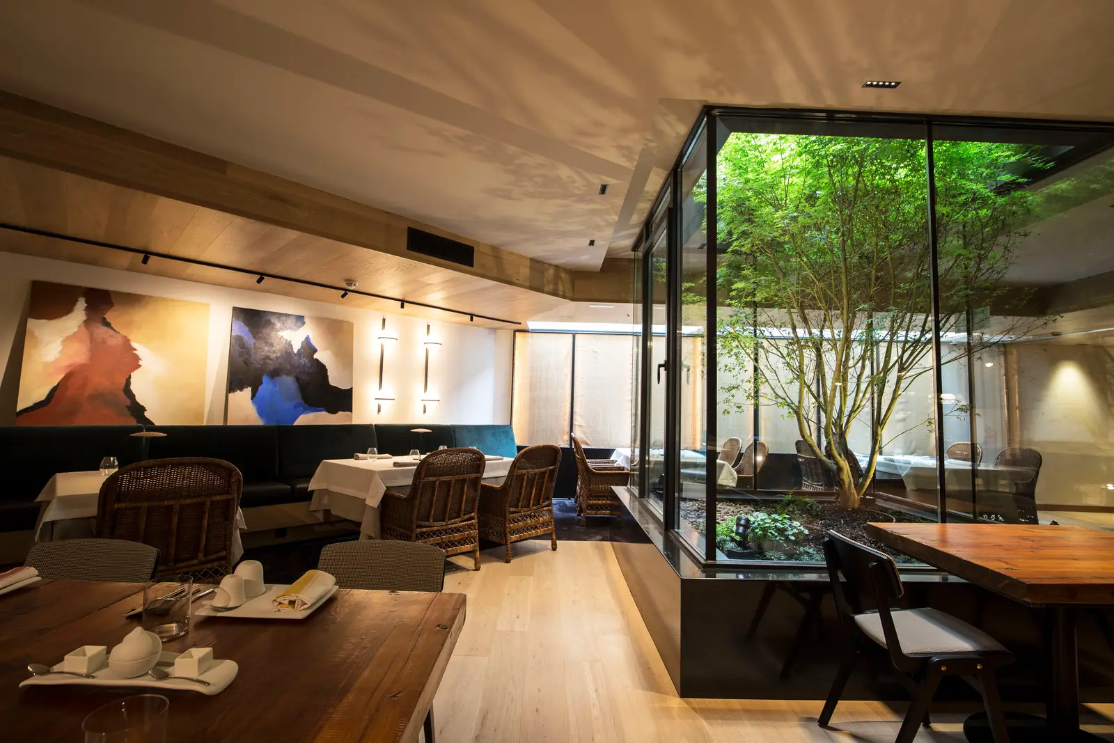 Restaurant image 4