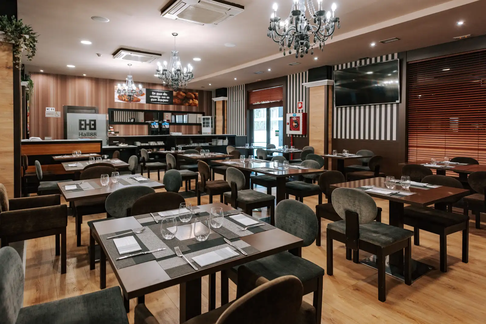 Restaurant image 1